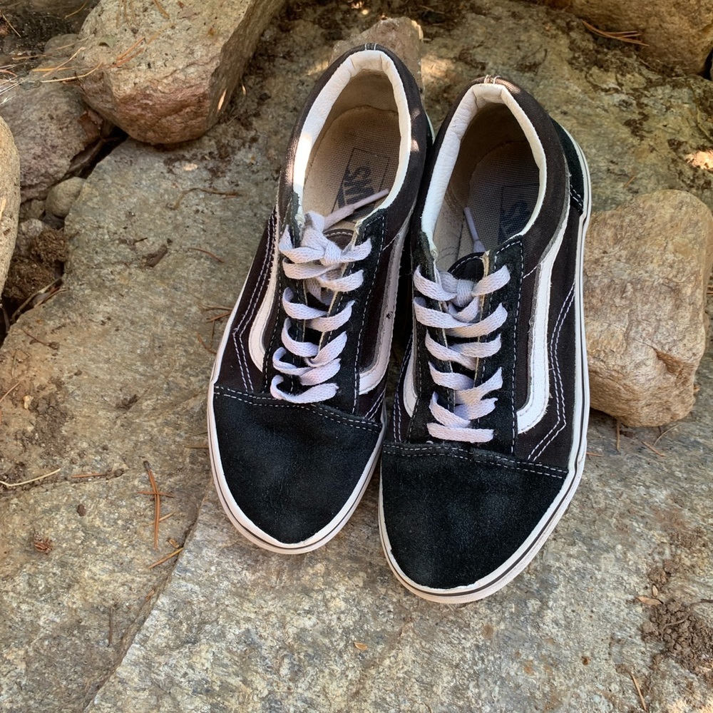 Classic Black White Canvas Low Top Sneakers Unisex Mens 6 Womens 7.5 Vans #Vans